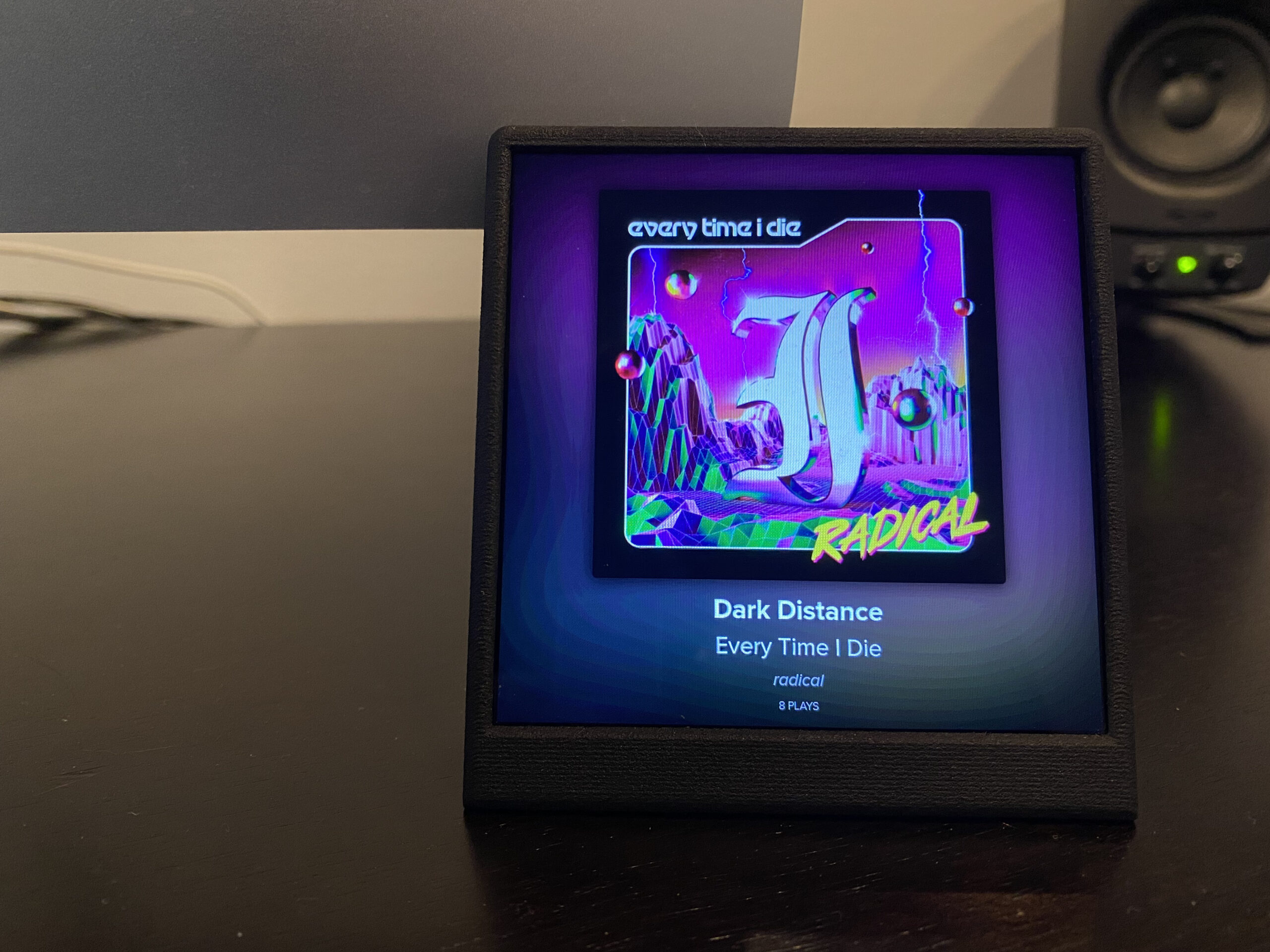 Nowify 2: a Spotify Now Playing Screen for Raspberry Pi / jon ashcroft