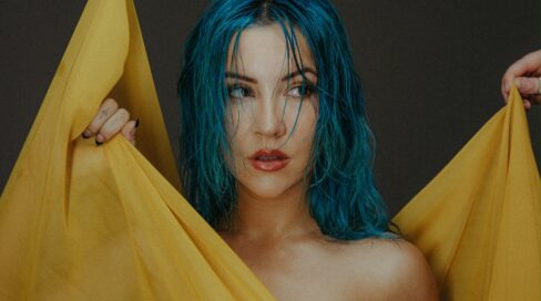 Charlotte Sands Announces New Album • chorus.fm